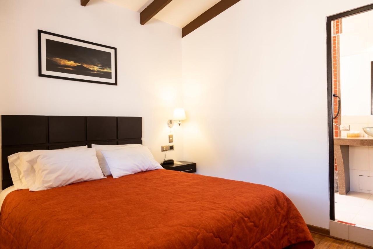 Hostal & Apartments El Triunfo Куско Экстерьер фото